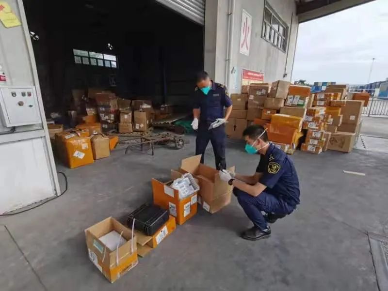 鋰<a href='http://tongtaia.cn' title='電池海運(yùn)' >電池海運(yùn)</a>